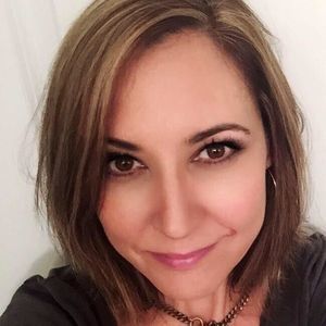 Meet your Posher, Dana